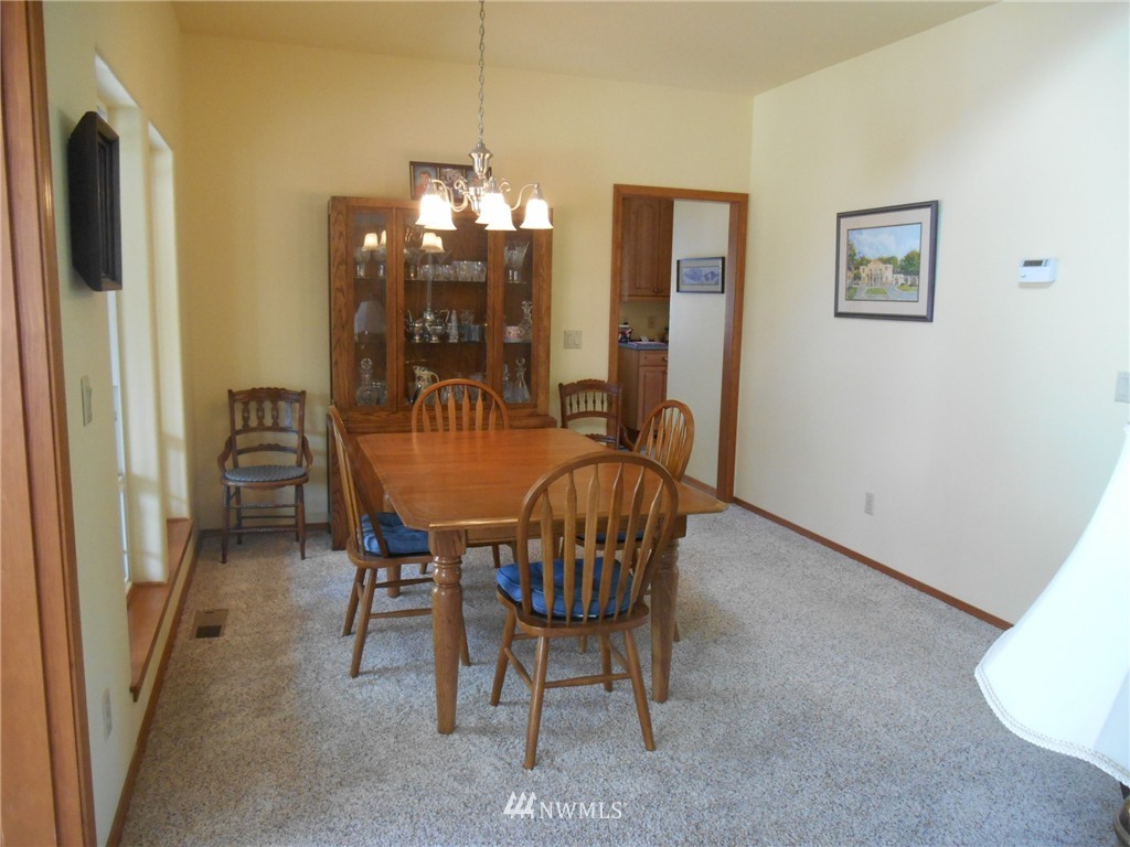 1063 Elochoman Valley Road Cathlamet, WA 98612 - Photo 9 of 25 Gallery Image 9