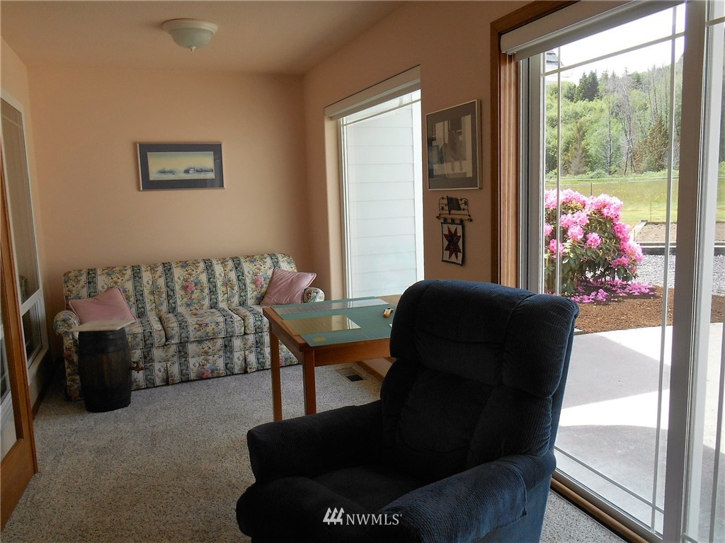 1063 Elochoman Valley Road Cathlamet, WA 98612 - Photo 10 of 25 Gallery Image 10