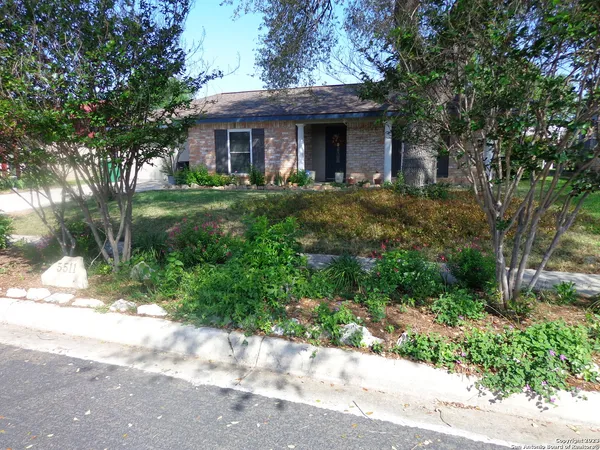 $1,750 | 5511 Eaglewood Street, San Antonio, TX 78233