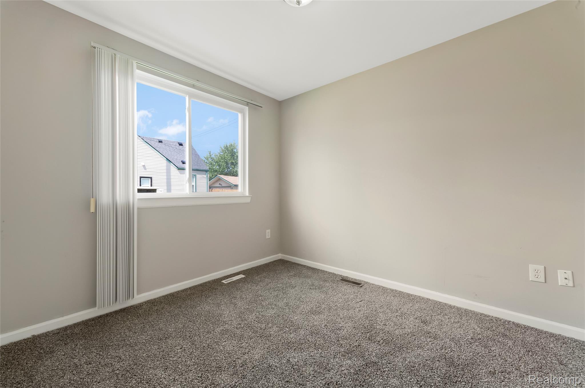 17245 Martin Road Roseville, MI 48066 - Photo 18 of 30 Bedroom2