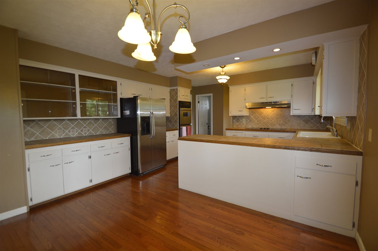 5510 Covington Road Fort Wayne, IN 46804 - Photo 14 of 36