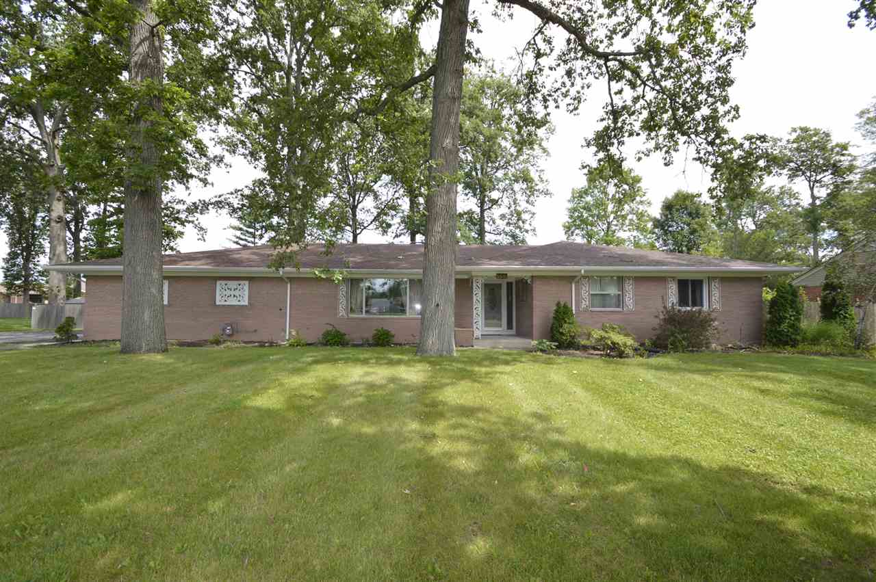 5510 Covington Road Fort Wayne, IN 46804 - Photo 3 of 36