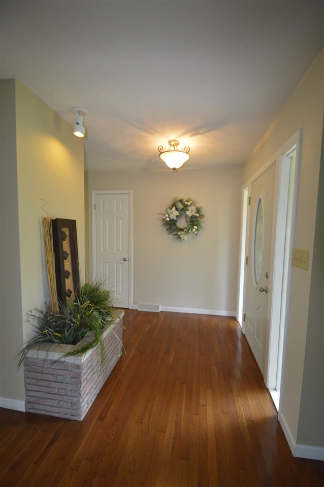 5510 Covington Road Fort Wayne, IN 46804 - Photo 6 of 36