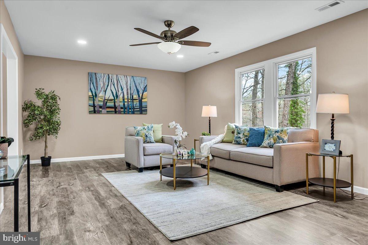 668 Arbour Drive Newark, DE 19713 - Photo 5 of 28