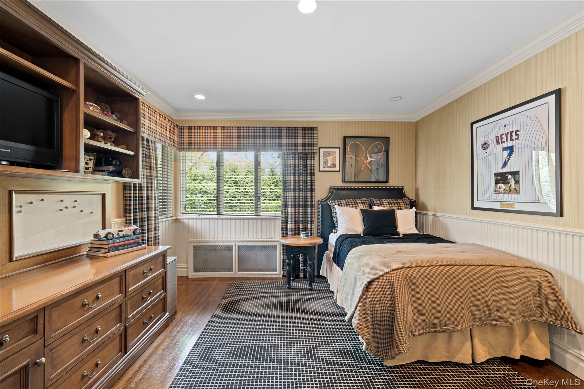 11 Hickory Road Woodmere, NY 11598 - Photo 27 of 50 BEDROOM