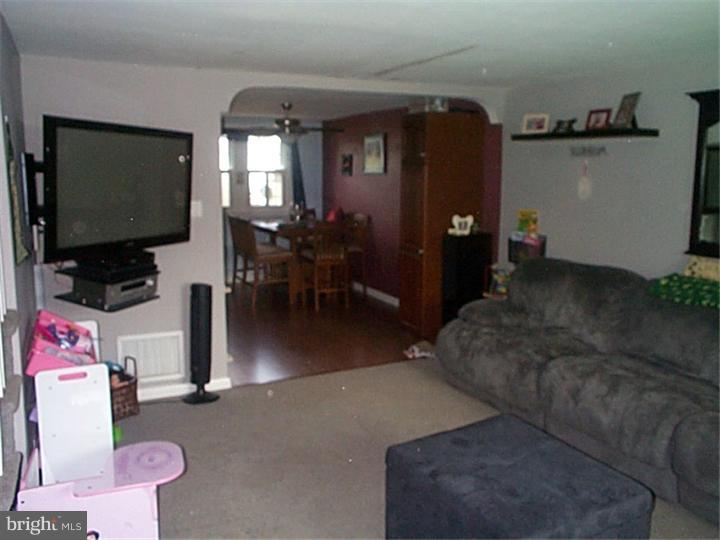 3521 Decatur Street Philadelphia, PA 19136 - Photo 3 of 19 Gallery Image 3