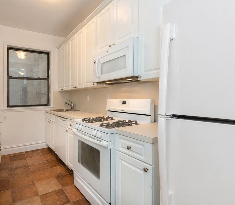 280 Riverside Drive, Unit 2J Manhattan, NY 10025 - Photo 4 of 15 Photo 4