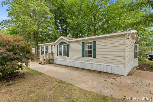 $45,000 | 13566 Pinewood Drive, Grand Haven, MI 49417