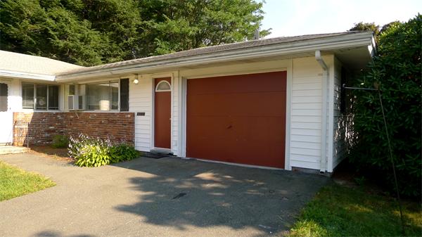 7 Pequot Road Peabody, MA 01960 - Photo 3 of 29 Gallery Image 3