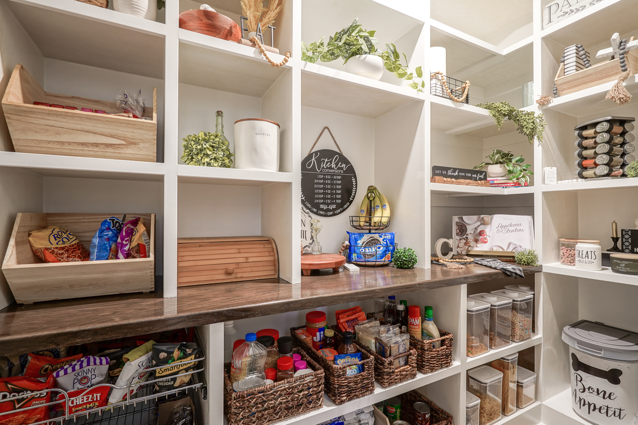 9297 Springbrook Drive Pendleton, IN 46064 - Photo 9 of 36