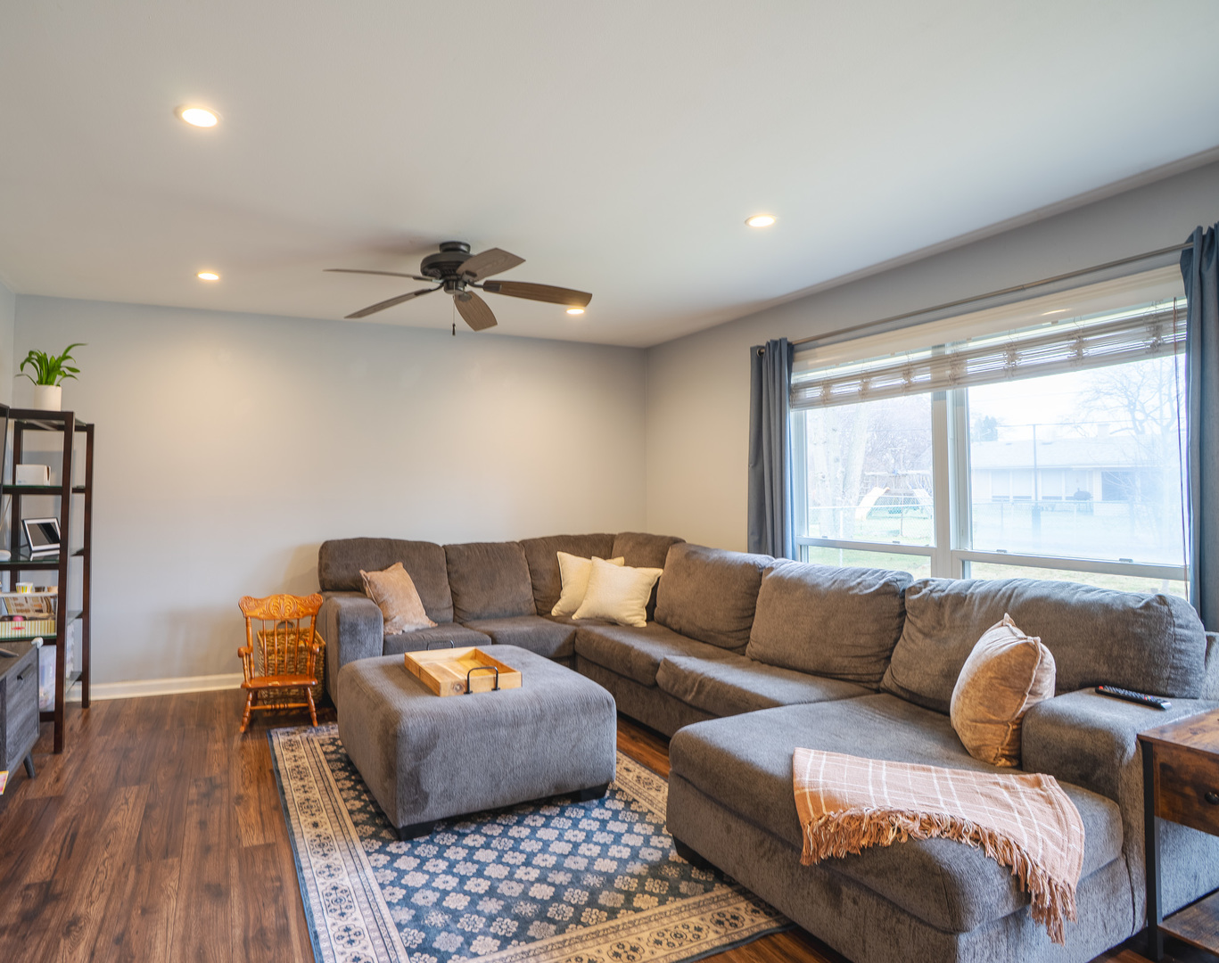 1935 Larchmont Road Hoffman Estates, IL 60169 - Photo 7 of 30 a living room with furniture and a window