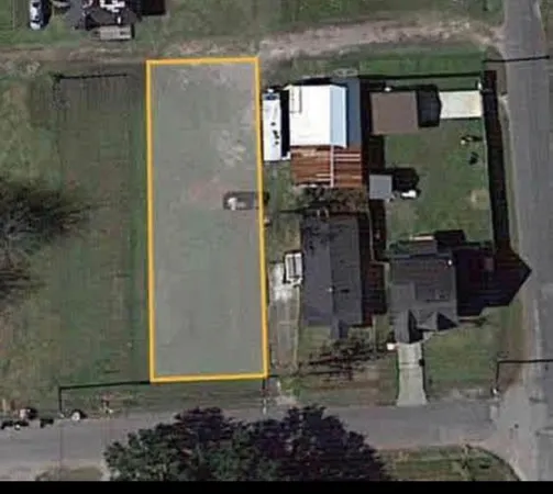 $23,900 | 2808 Moore Avenue, Bay City, TX 77414