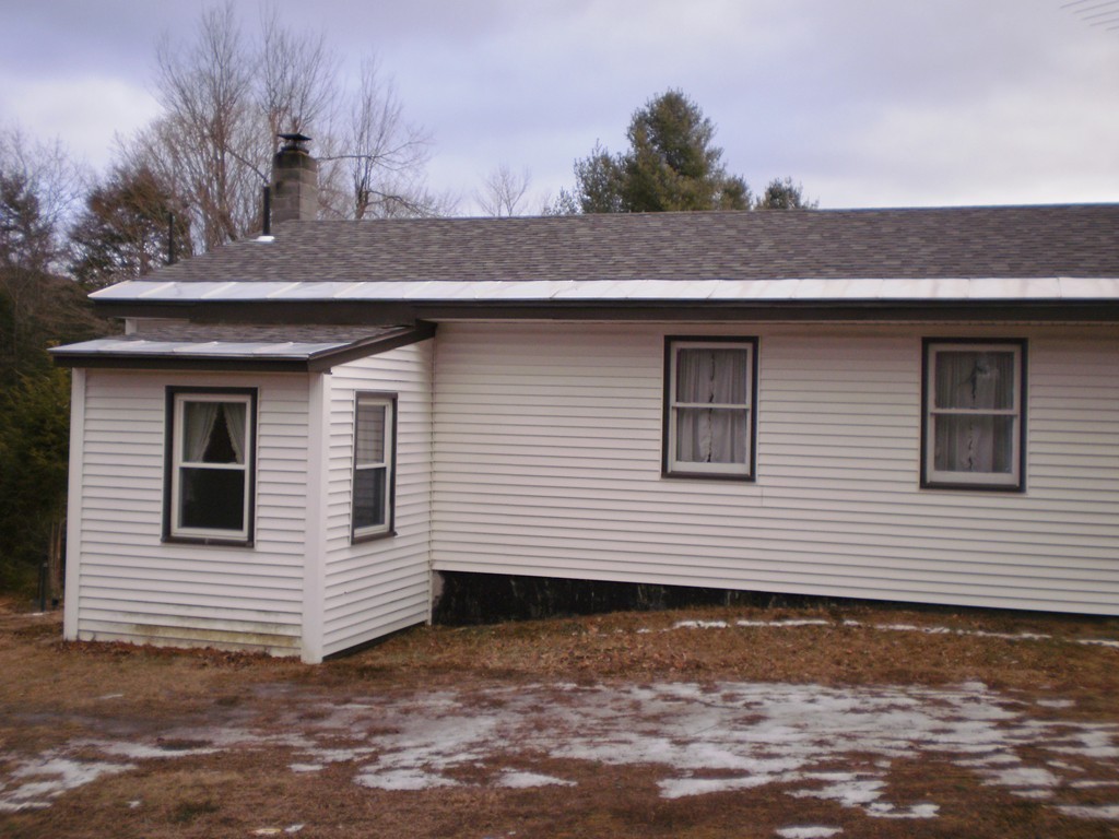 643 Quarry Road Becket, MA 01223 - Photo 3 of 12