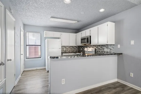$120,000 | 1221 Hopkins Street, Unit 11, San Marcos, TX 78666