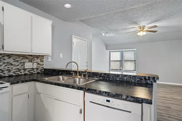 $120,000 | 1221 Hopkins Street, Unit 11, San Marcos, TX 78666