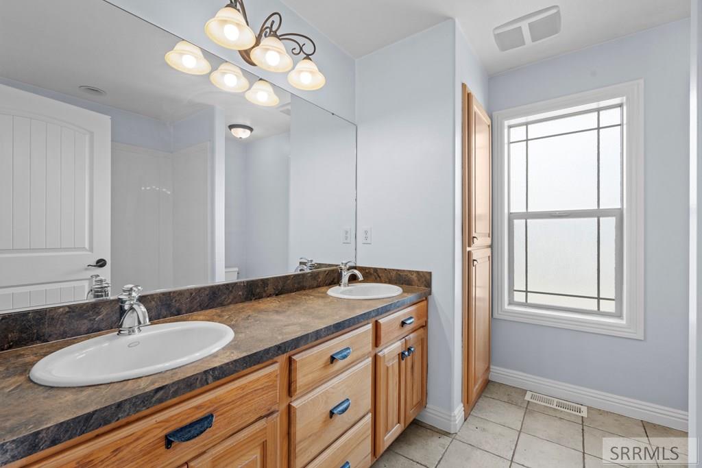 200 West Commons Road Idaho Falls, ID 83401 - Photo 23 of 64