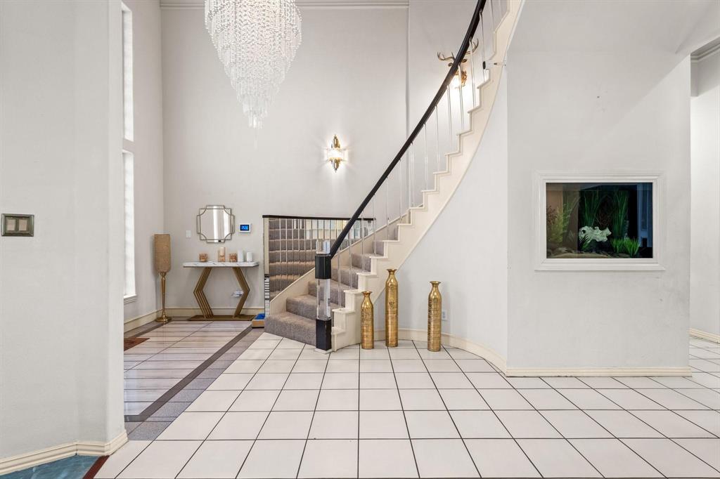 200 Mill Crossing West Colleyville, TX 76034 - Photo 3 of 40 a living room with chairs