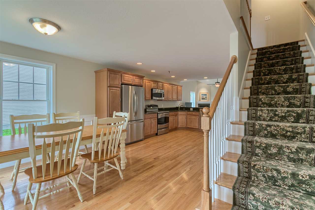 29 Winterberry Road, Unit 29 Pelham, NH 03076 - Photo 3 of 38
