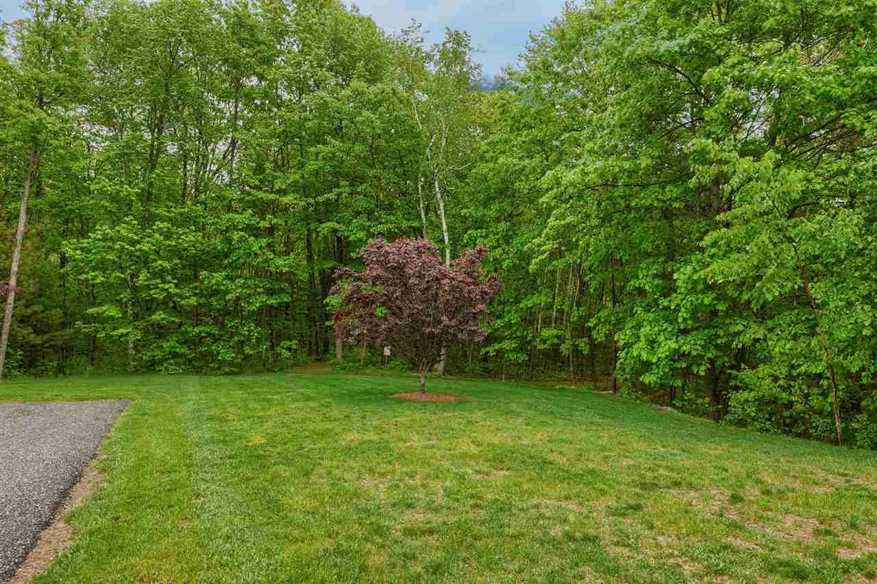 29 Winterberry Road, Unit 29 Pelham, NH 03076 - Photo 35 of 38