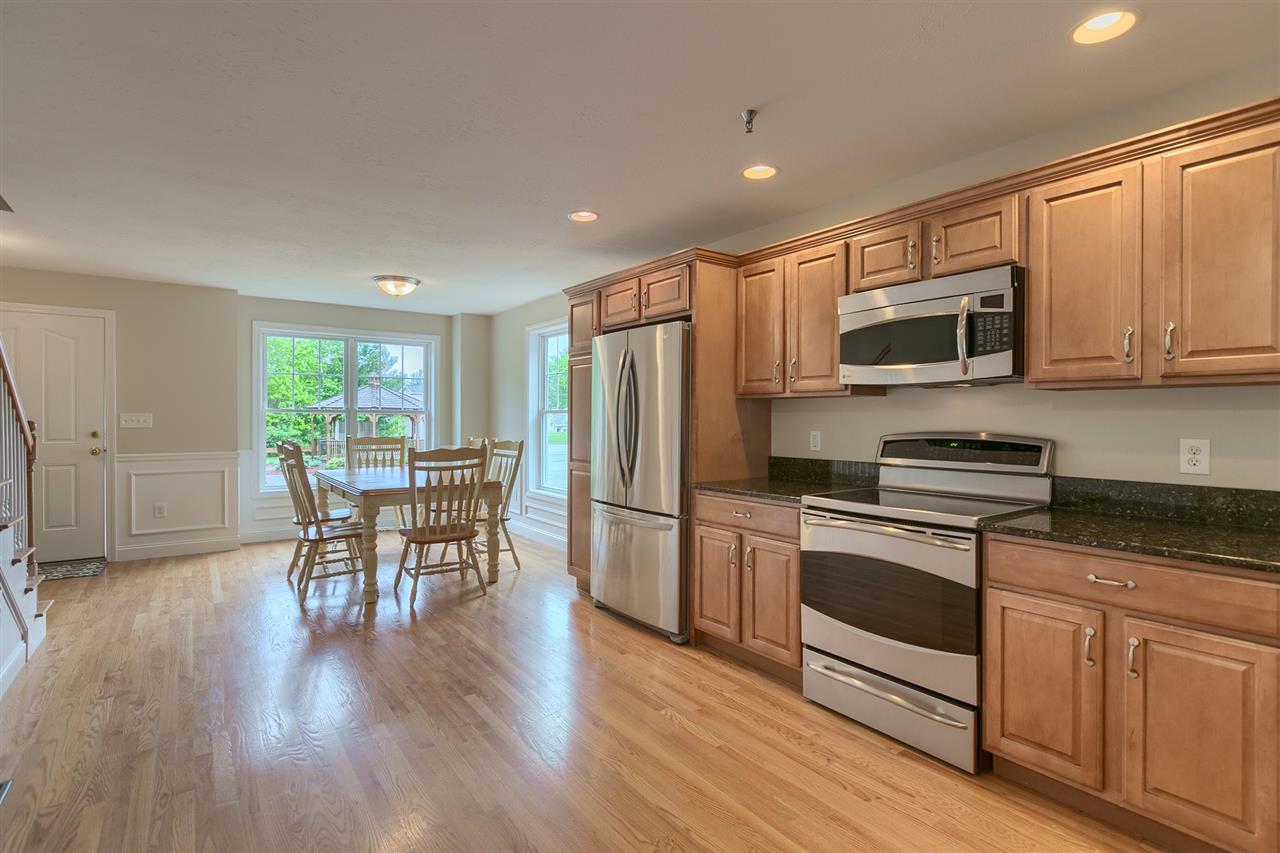 29 Winterberry Road, Unit 29 Pelham, NH 03076 - Photo 5 of 38