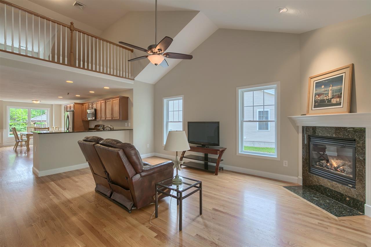 29 Winterberry Road, Unit 29 Pelham, NH 03076 - Photo 9 of 38