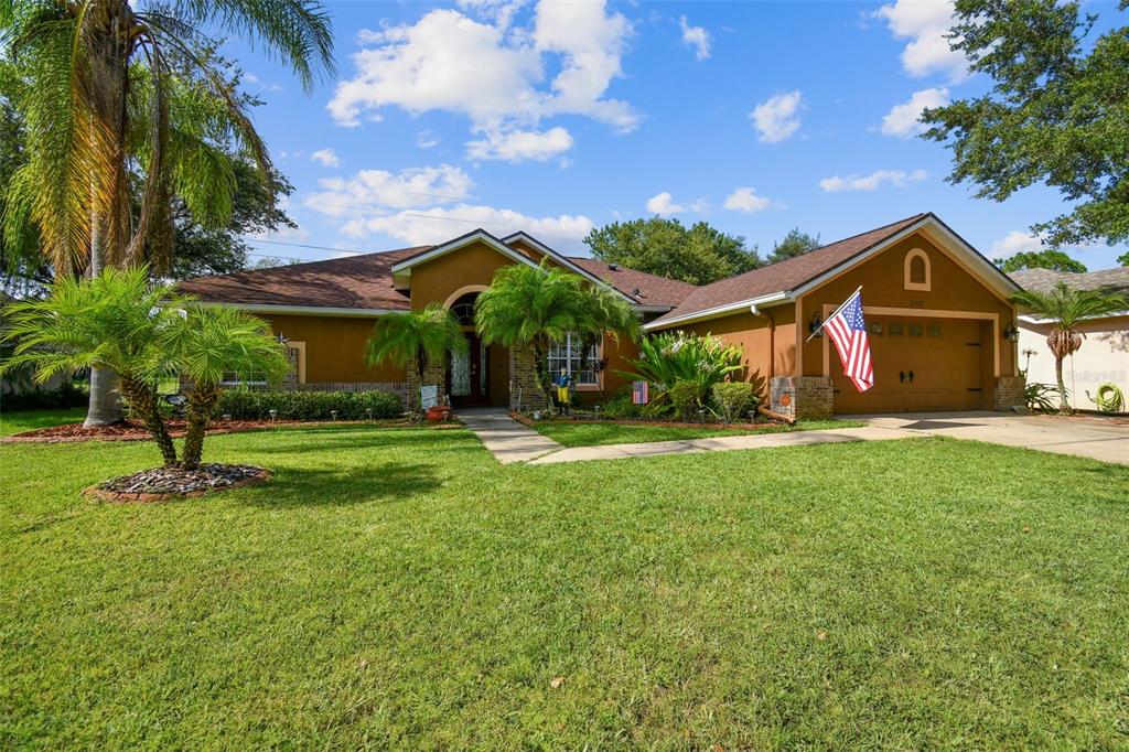 16920 Falconridge Road Lithia, FL 33547 - Photo 2 of 33