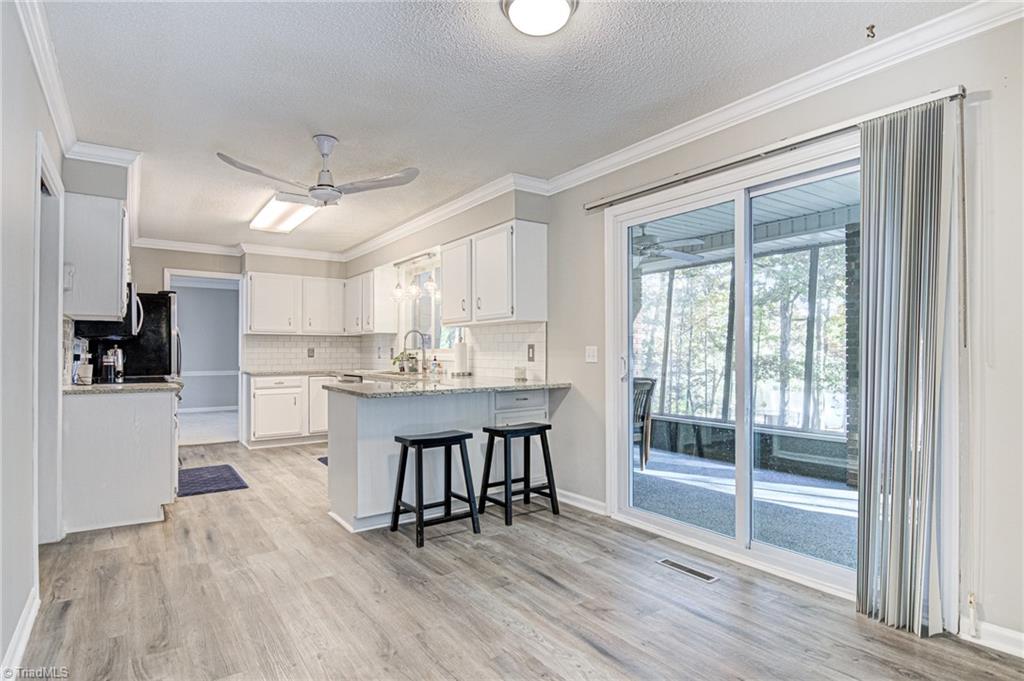 417 Lakeview Road Mocksville, NC 27028 - Photo 11 of 50 Gallery Image 11