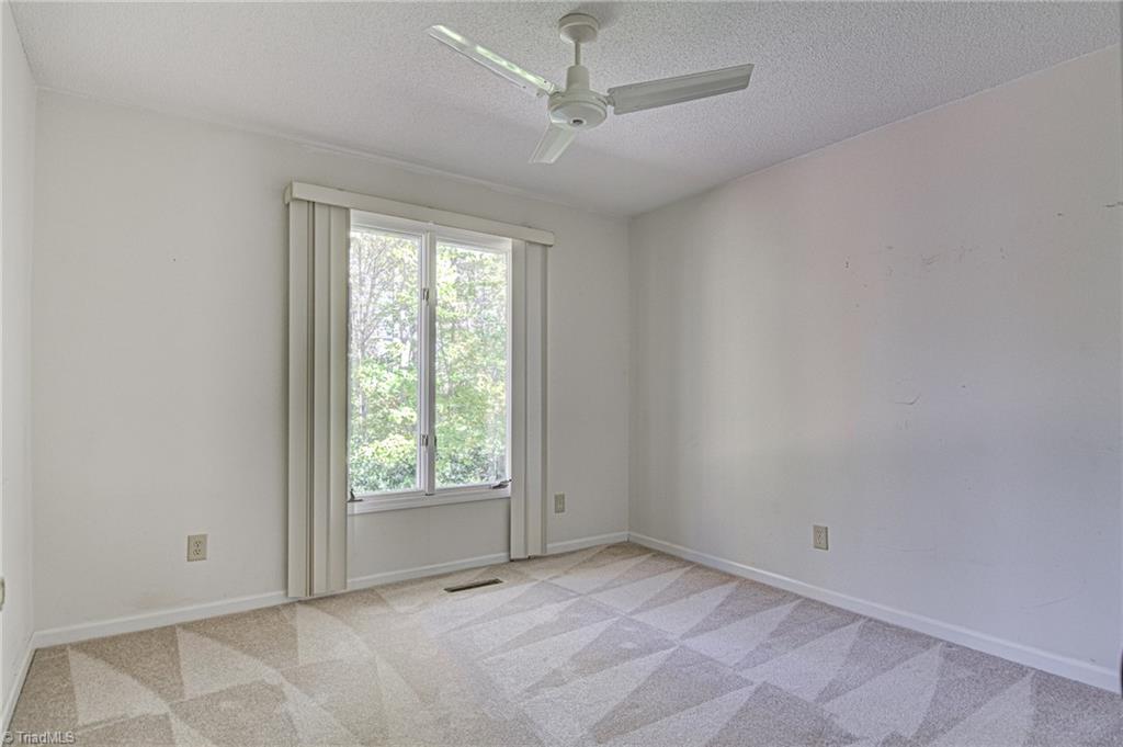 417 Lakeview Road Mocksville, NC 27028 - Photo 22 of 50 Gallery Image 22