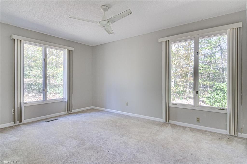 417 Lakeview Road Mocksville, NC 27028 - Photo 24 of 50 Gallery Image 24