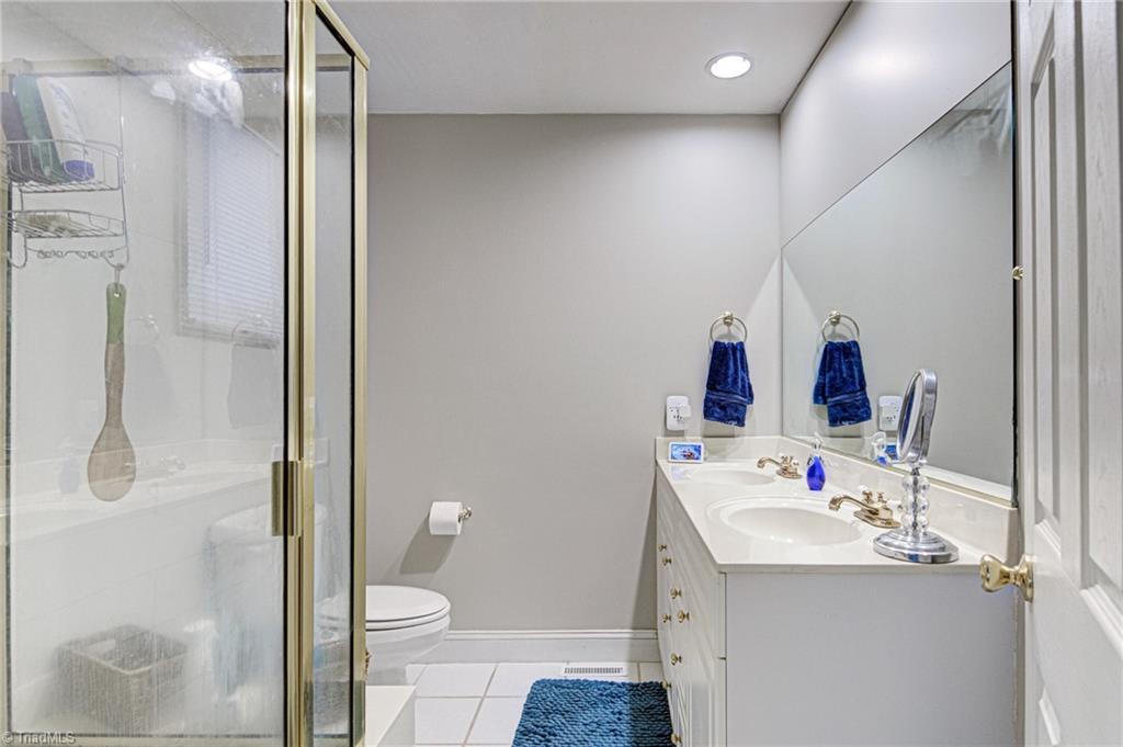417 Lakeview Road Mocksville, NC 27028 - Photo 27 of 50 Gallery Image 27