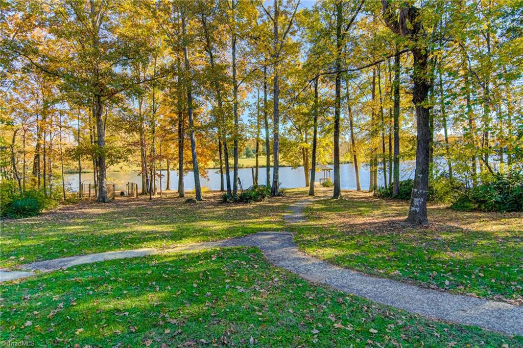 417 Lakeview Road Mocksville, NC 27028 - Photo 40 of 50 Gallery Image 40