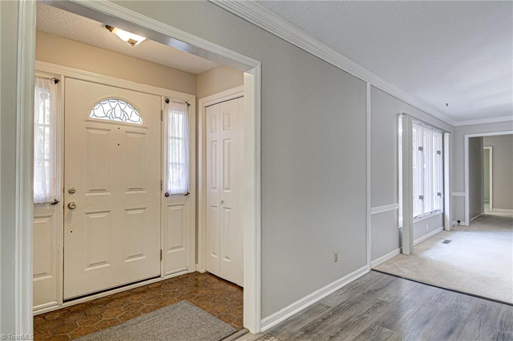 417 Lakeview Road Mocksville, NC 27028 - Photo 6 of 50 Gallery Image 6