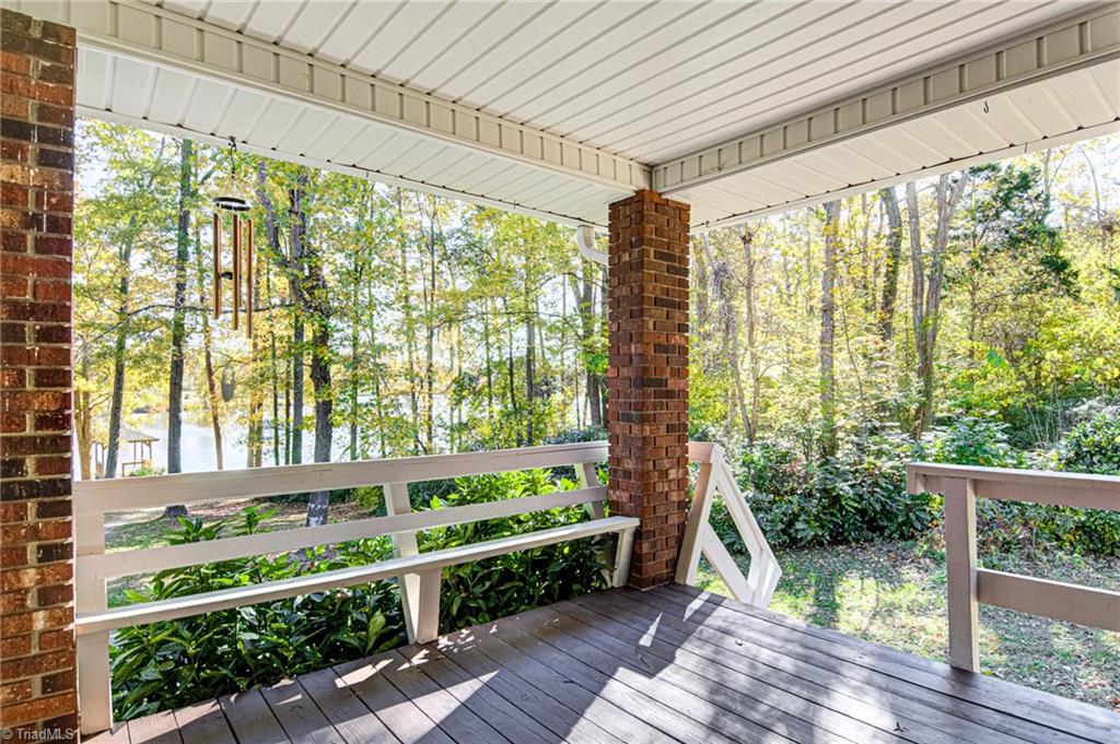 417 Lakeview Road Mocksville, NC 27028 - Photo 10 of 50 Gallery Image 10