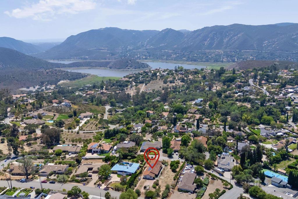 1216 Via Ramon Escondido, CA 92029 - Photo 5 of 37