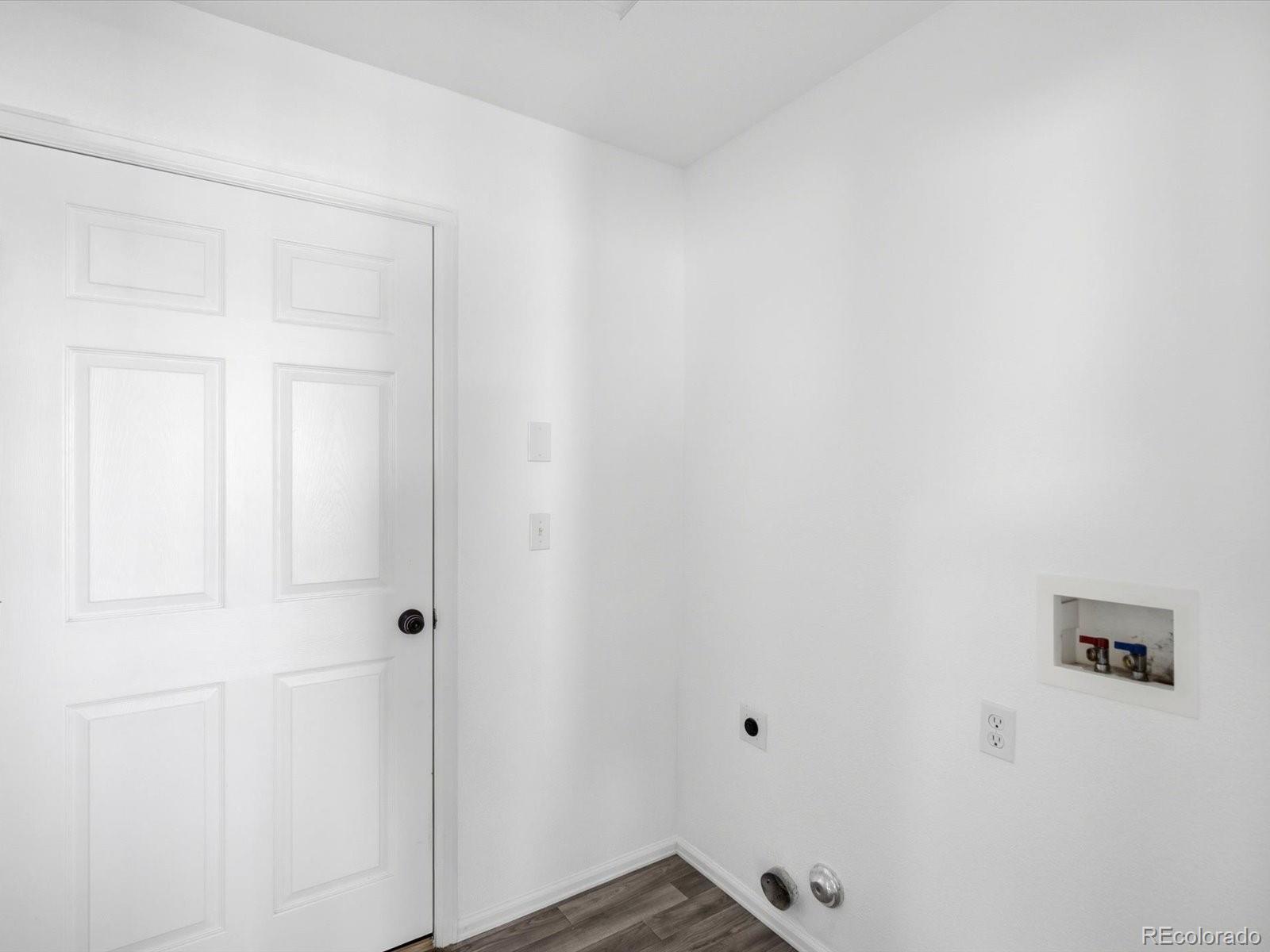 5444 Perth Court Denver, CO 80249 - Photo 40 of 46 a view of small space