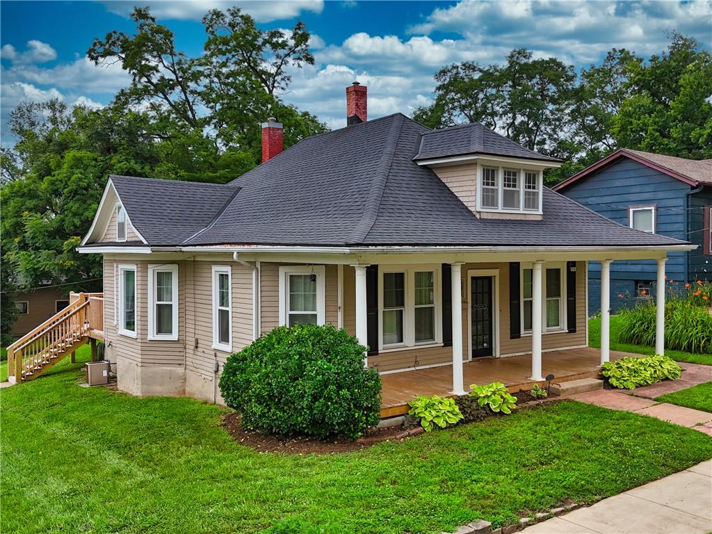 603 Walnut Street Weston, MO 64098 - Photo 2 of 2