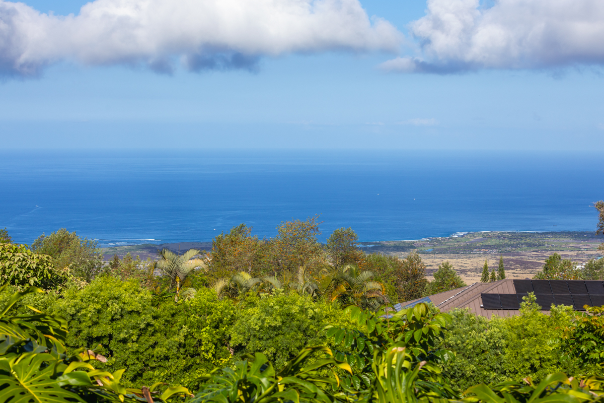 73-4571 Kukuki Street, Unit A Kailua-Kona, HI 96740 - Photo 27 of 30 a view of a lake