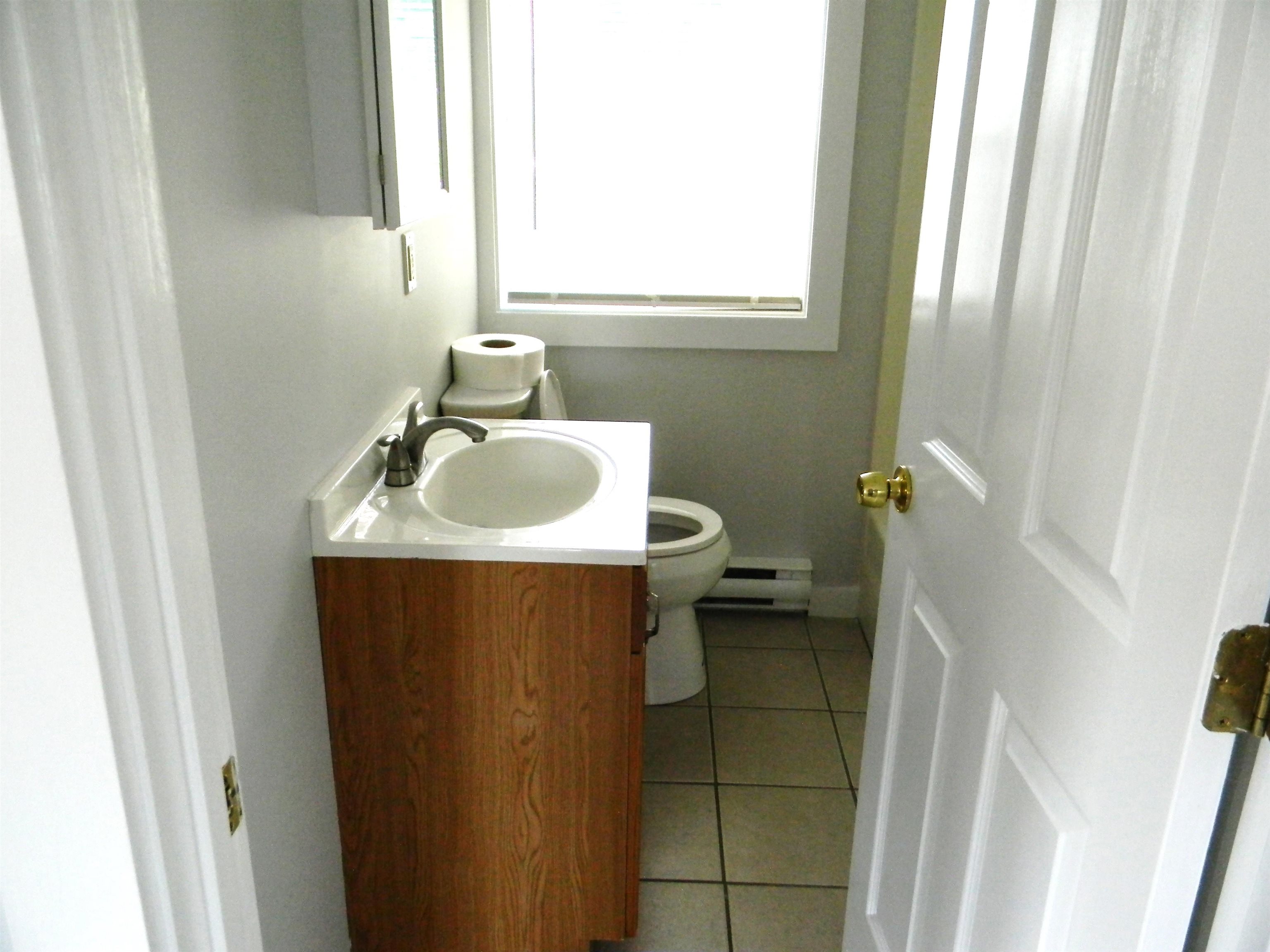 43 Rte 125, Unit 3 Kingston, NH 03848 - Photo 10 of 10