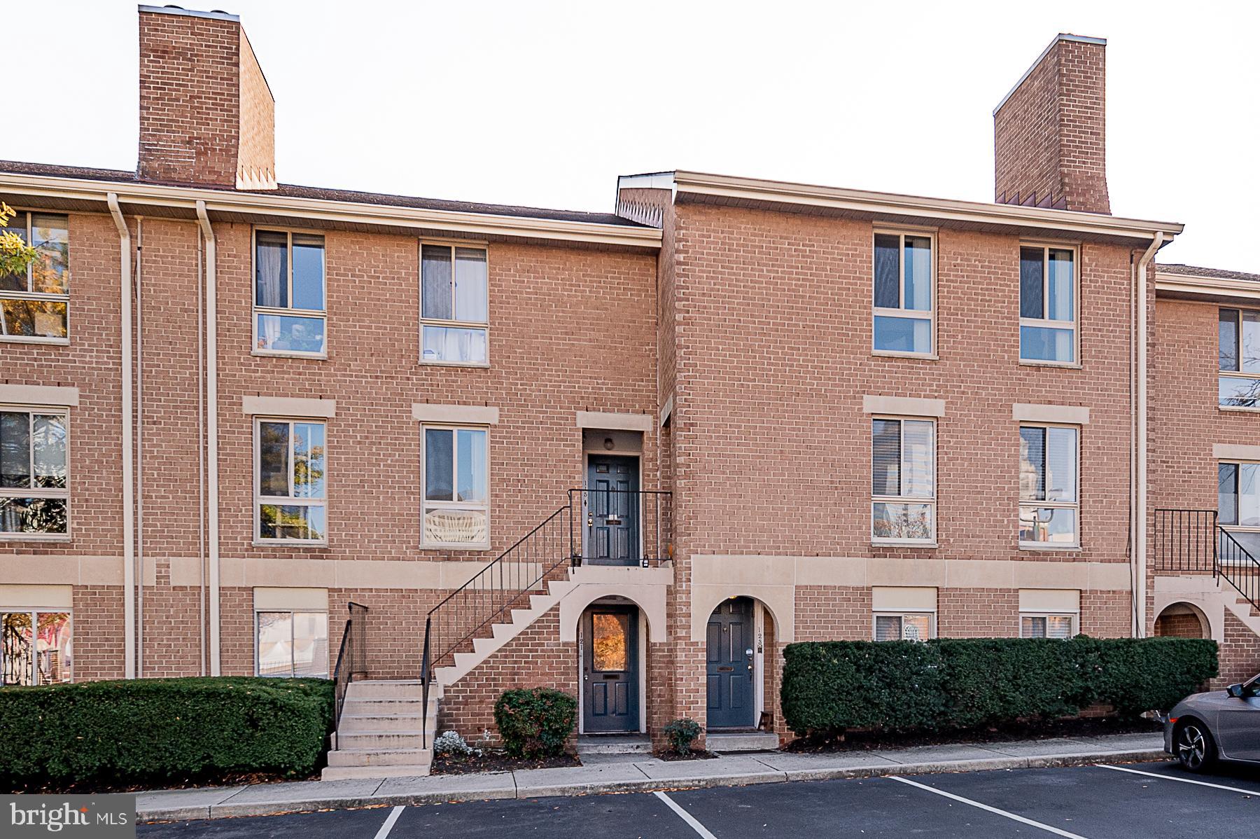117 West Conway Street, Unit R60 Baltimore, MD 21201 - Photo 1 of 37