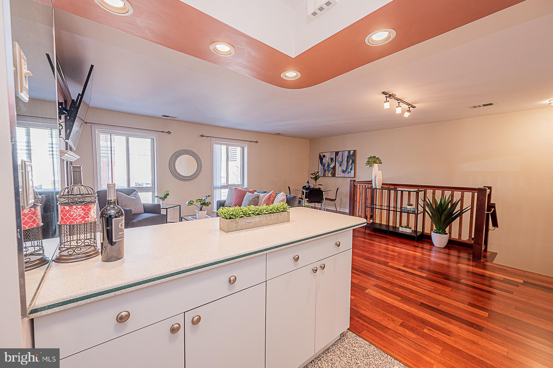 117 West Conway Street, Unit R60 Baltimore, MD 21201 - Photo 12 of 37