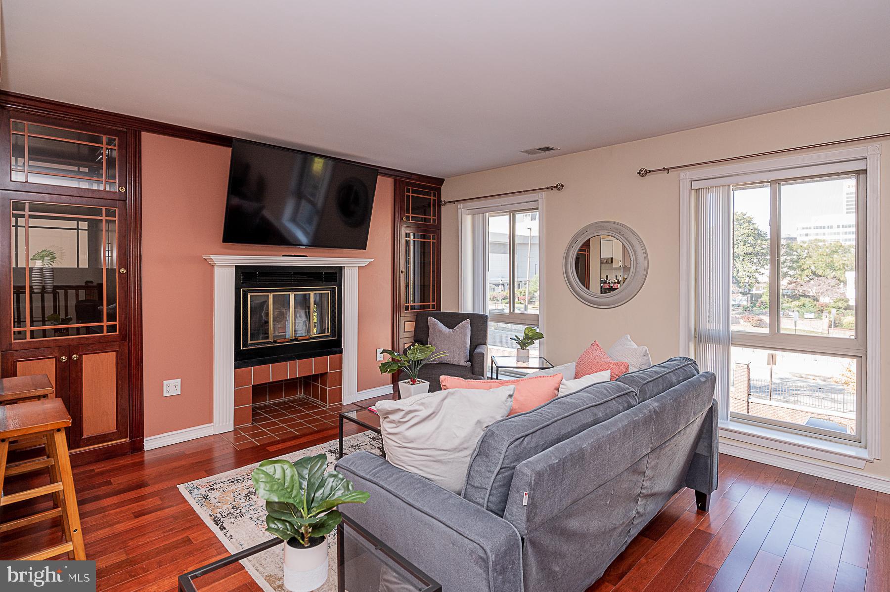 117 West Conway Street, Unit R60 Baltimore, MD 21201 - Photo 19 of 37