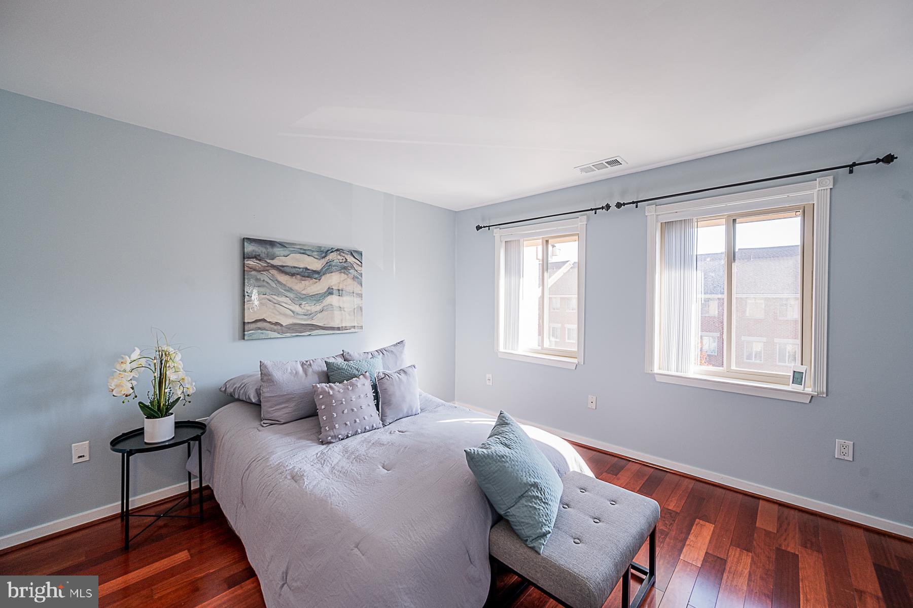 117 West Conway Street, Unit R60 Baltimore, MD 21201 - Photo 27 of 37