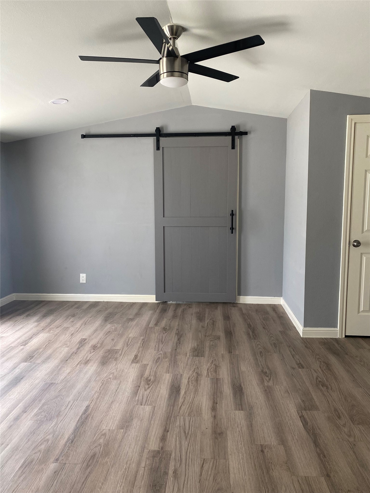 26687 Long Street Splendora, TX 77372 - Photo 8 of 20