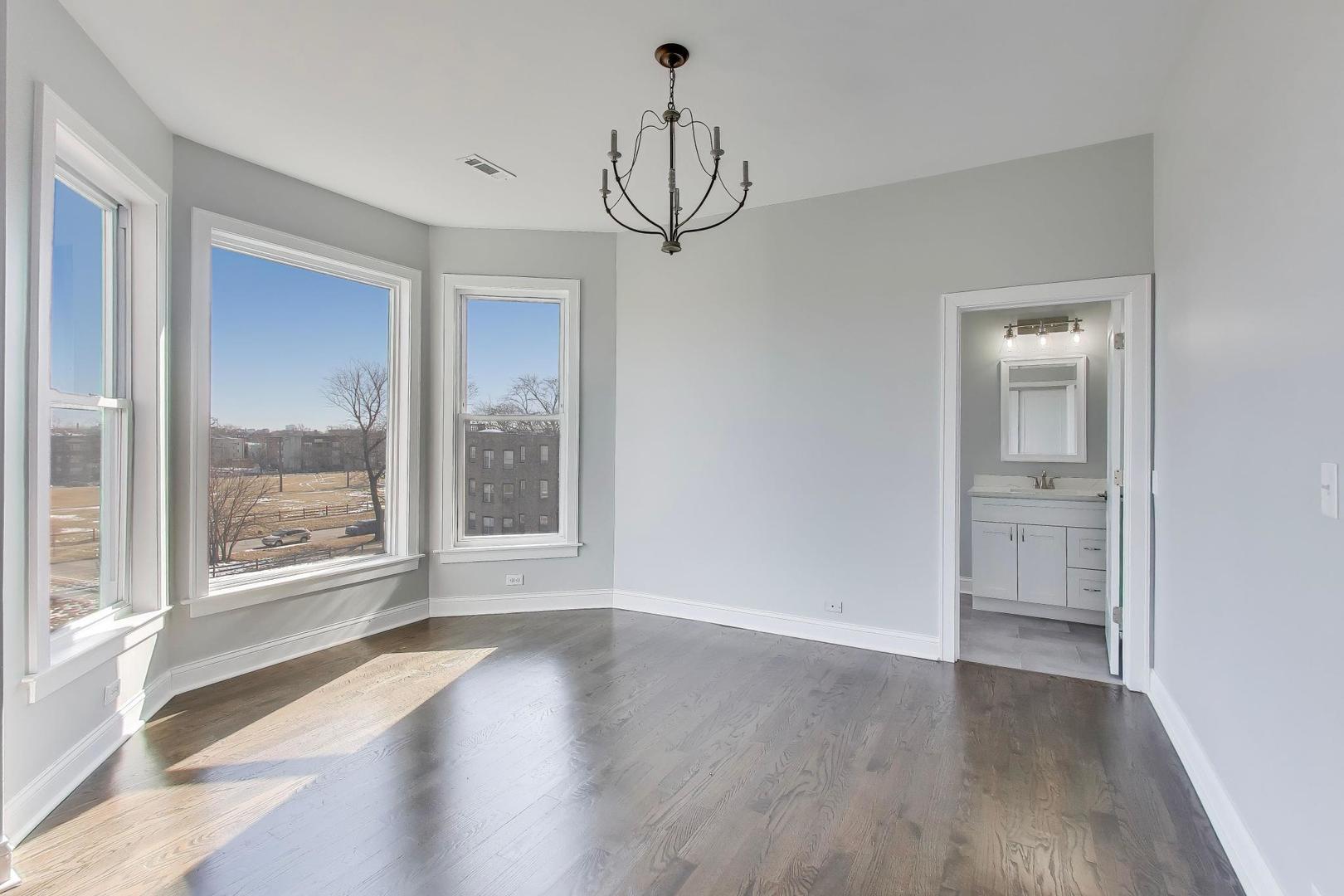 313 East 60th Street, Unit 4 Chicago, IL 60637 - Photo 26 of 42