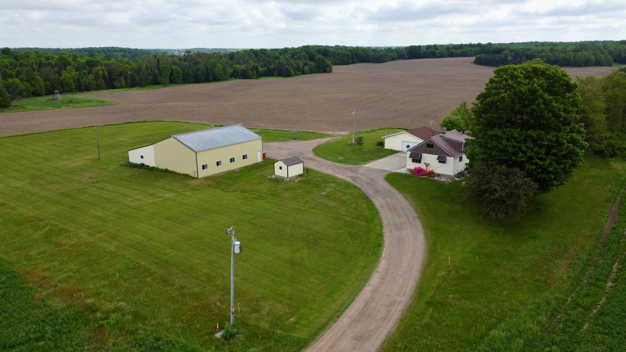 W7195 Clay Road Antigo, WI 54409 - Photo 2 of 58