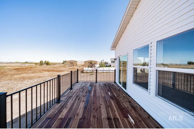 $539,900 | 102 North Stocktrail Drive, Rigby, ID 83442