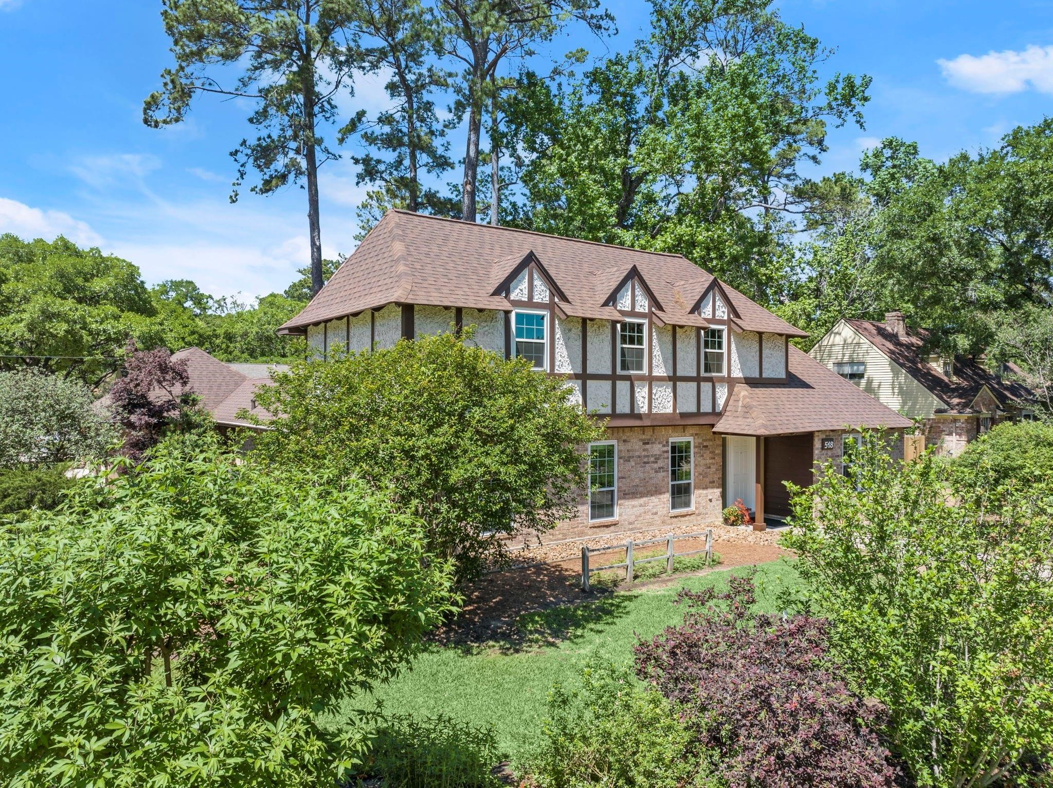 518 Magic Oaks Drive Spring, TX 77388 - Photo 5 of 50