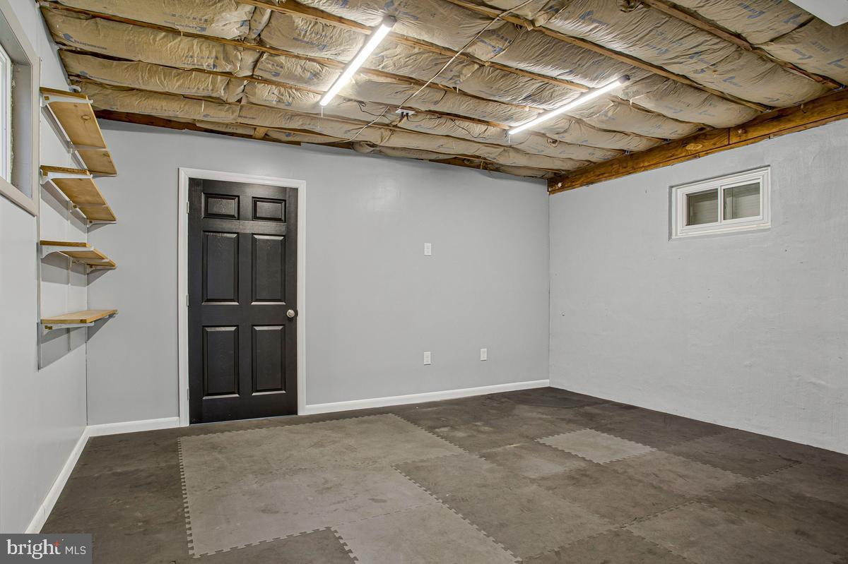 454 Manor Road Arnold, MD 21012 - Photo 28 of 36 Storage Area