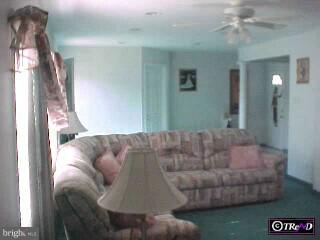 2815 Narcissus Road Philadelphia, PA 19154 - Photo 2 of 5 Gallery Image 2