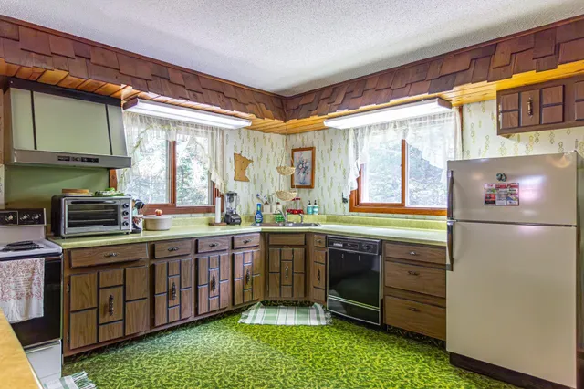 $359,000 | 14108 Fall Lake Road, Ely, MN 55731